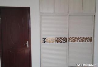 当代国际三室两厅家具齐全,三个卧室都有空调,冰箱,餐桌, - 聊城28生活网 lc.28life.com