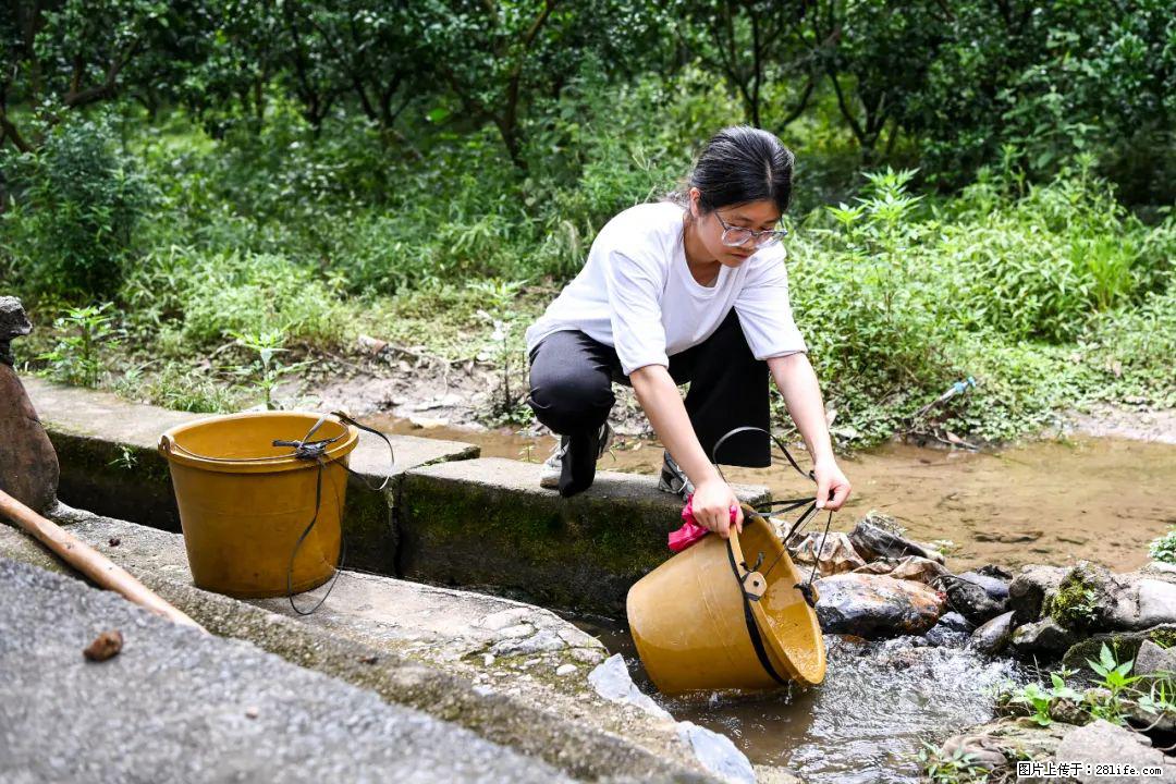 全网追的“扁担女孩”，找了一份暑假工，时薪12元 - 聊城生活资讯 - 聊城28生活网 lc.28life.com
