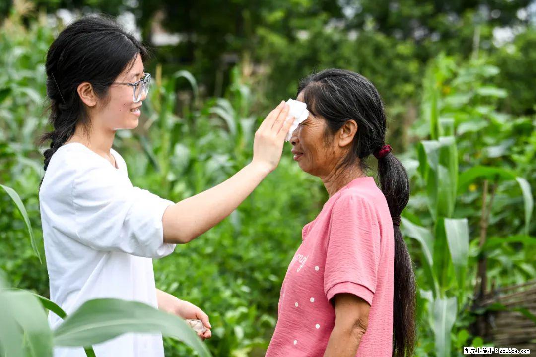 全网追的“扁担女孩”，找了一份暑假工，时薪12元 - 聊城生活资讯 - 聊城28生活网 lc.28life.com